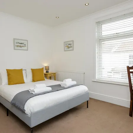 Percy Terrace - Charming 2 Bedroom Town House Portsmouth Exterior photo